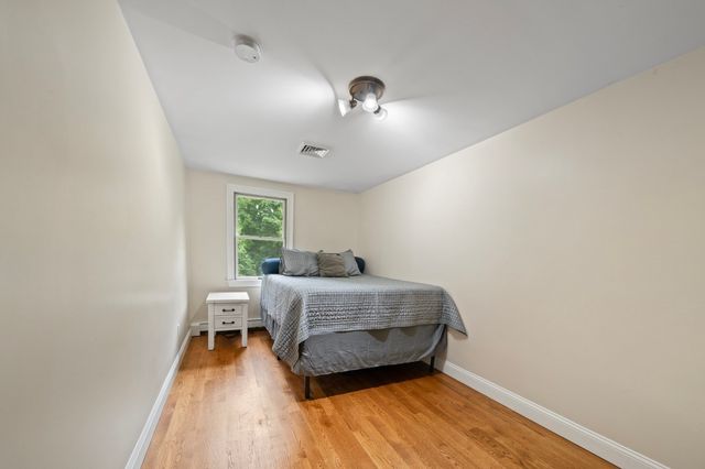 89 Ring Rd, Plympton, MA 02367