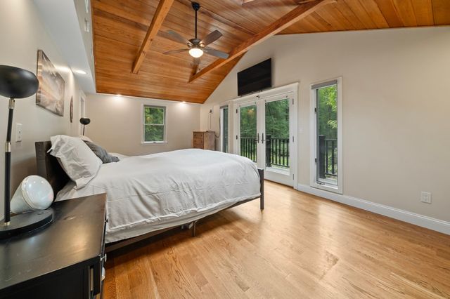 89 Ring Rd, Plympton, MA 02367