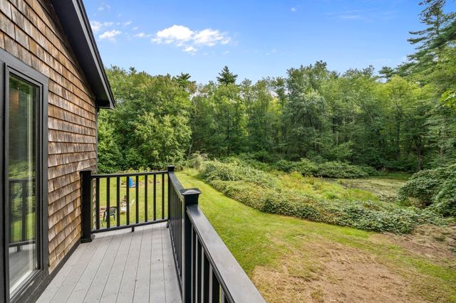 89 Ring Rd, Plympton, MA 02367