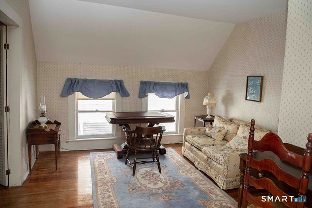 38 Greenwood Street, New Britain, CT 06051