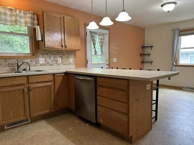 712 Williams Street, Janesville, WI 53545