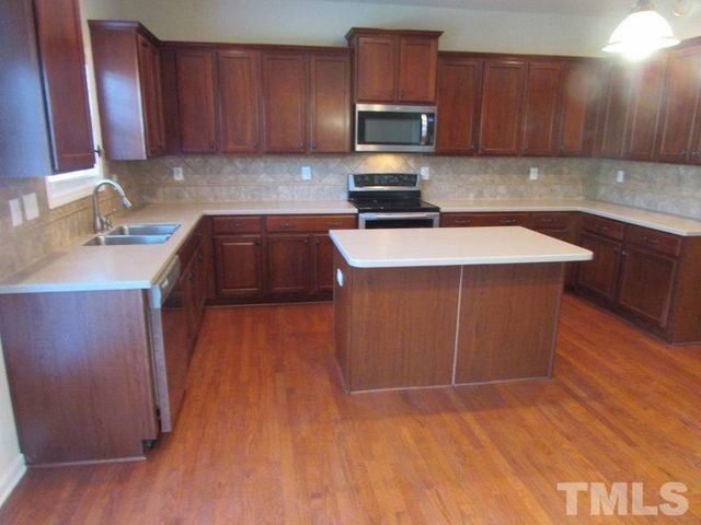 3712 Willow Stone Lane, Wake Forest, NC 27587
