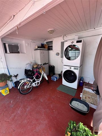 10245 SW 37th Ter B, Miami, FL 33165