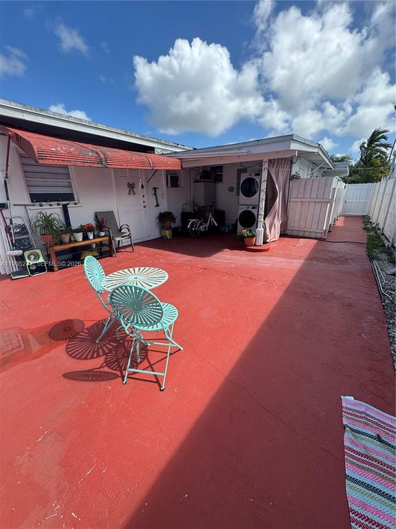 10245 SW 37th Ter B, Miami, FL 33165