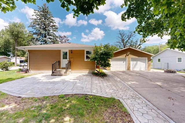 923 Gail Place, Fort Atkinson, WI 53538