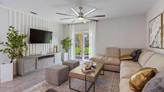 2348 Croft Inlet Drive NW, Palm Bay, FL 32907