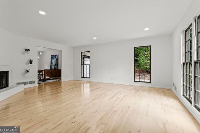 1189 Forest Brook Court, Marietta, GA 30068