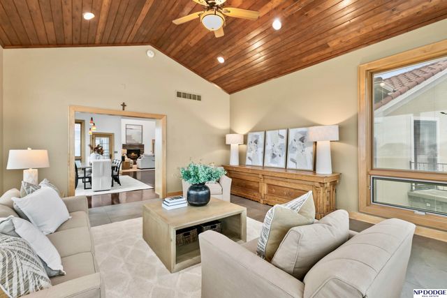 28001 Heron Circle, Valley, NE 68064