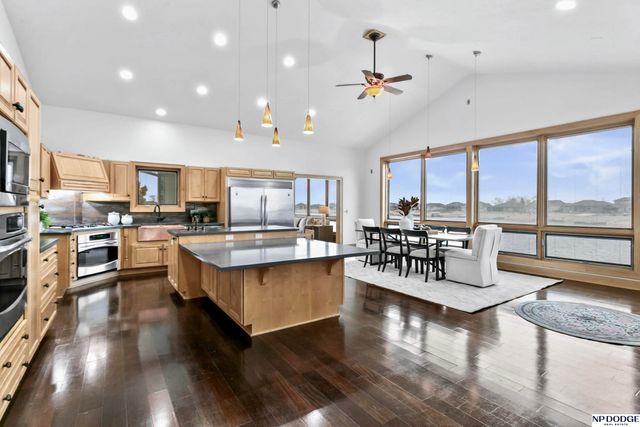 28001 Heron Circle, Valley, NE 68064