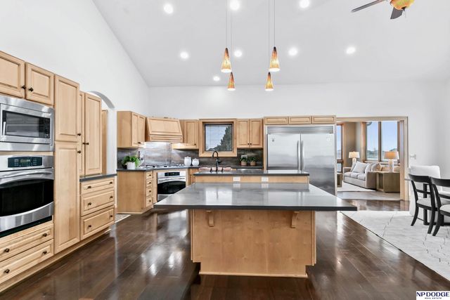 28001 Heron Circle, Valley, NE 68064