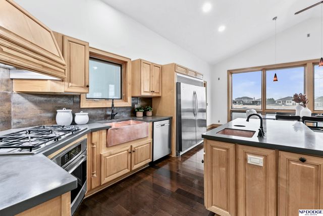 28001 Heron Circle, Valley, NE 68064