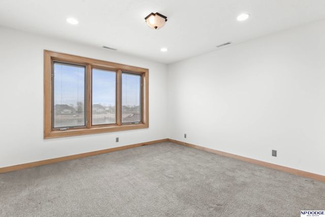28001 Heron Circle, Valley, NE 68064