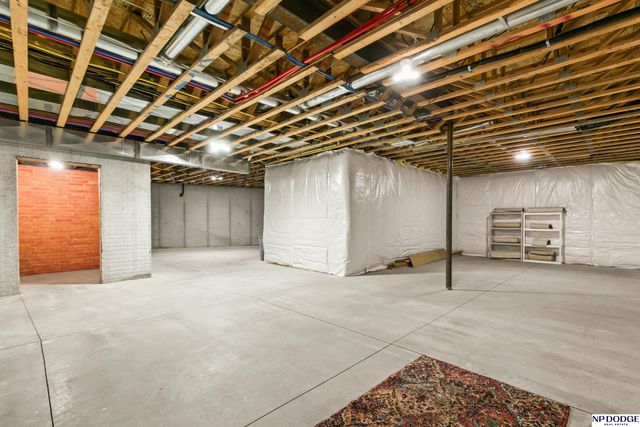 28001 Heron Circle, Valley, NE 68064