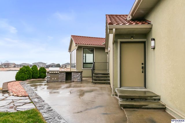 28001 Heron Circle, Valley, NE 68064