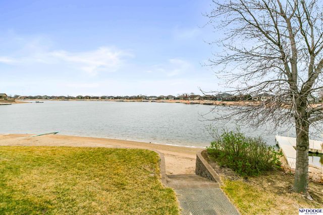 28001 Heron Circle, Valley, NE 68064
