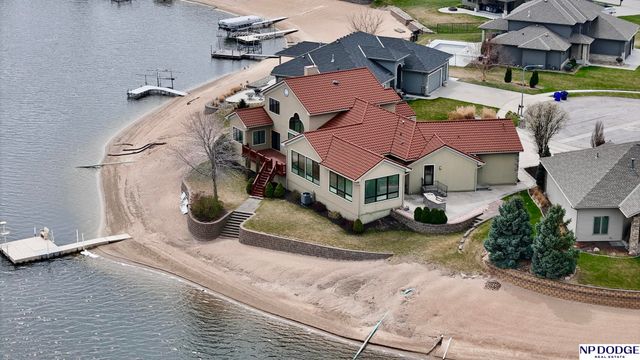 28001 Heron Circle, Valley, NE 68064
