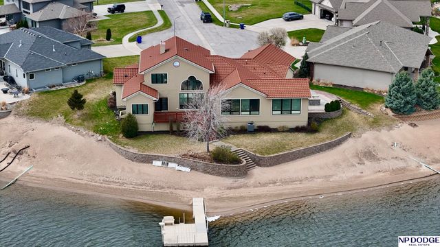 28001 Heron Circle, Valley, NE 68064
