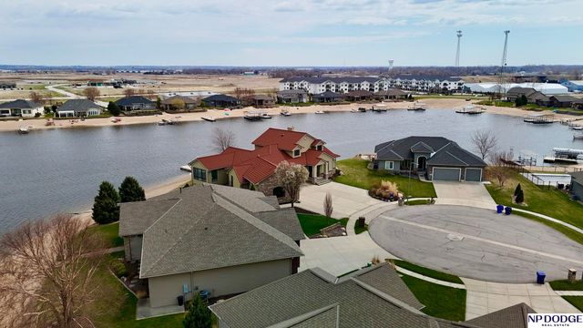 28001 Heron Circle, Valley, NE 68064