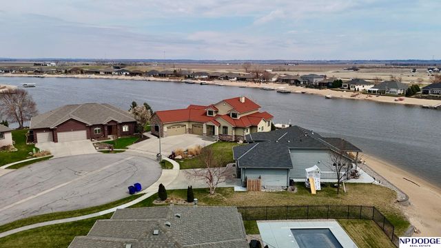 28001 Heron Circle, Valley, NE 68064
