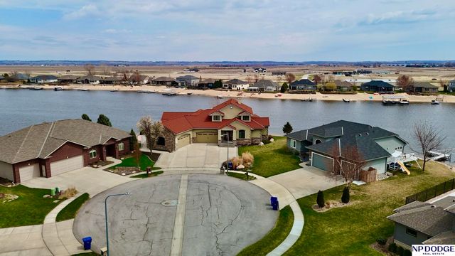 28001 Heron Circle, Valley, NE 68064