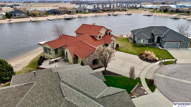 28001 Heron Circle, Valley, NE 68064