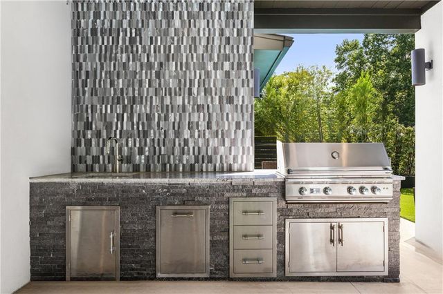 1105 Moores Mill NW Road, Atlanta, GA 30327