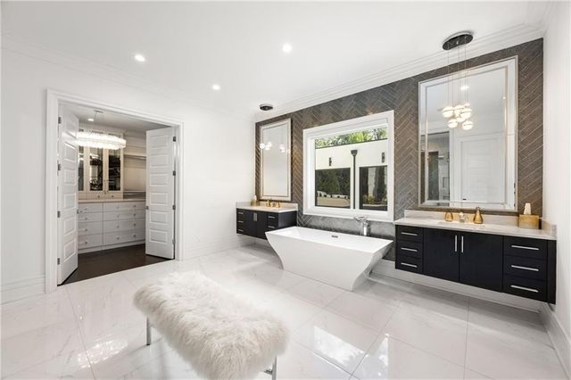 1105 Moores Mill NW Road, Atlanta, GA 30327