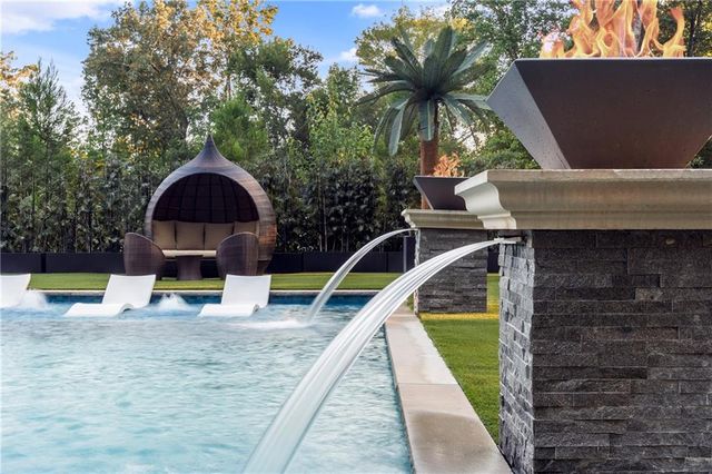 1105 Moores Mill NW Road, Atlanta, GA 30327