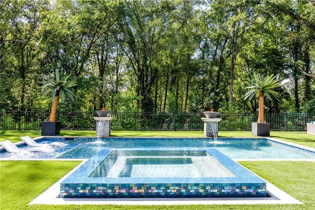 1105 Moores Mill NW Road, Atlanta, GA 30327