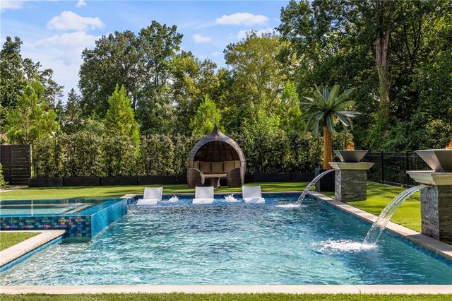 1105 Moores Mill NW Road, Atlanta, GA 30327