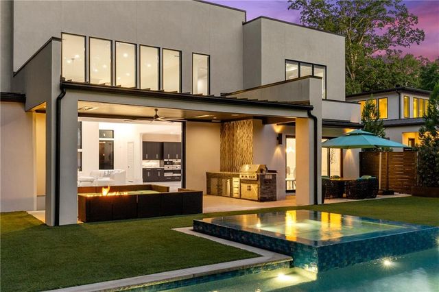 1105 Moores Mill NW Road, Atlanta, GA 30327