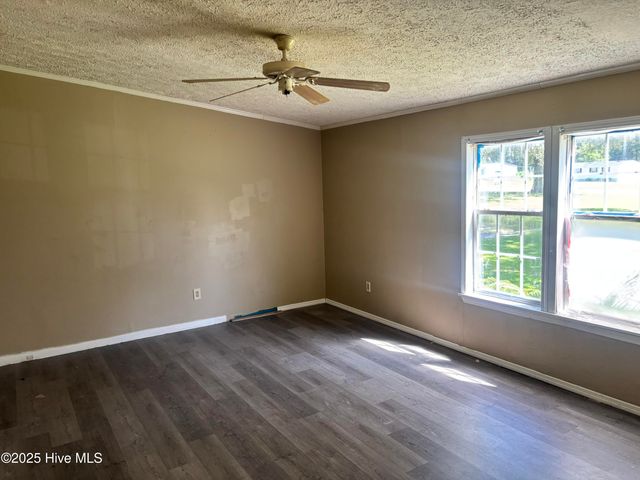 298 Foxwood Trail Trail, New Bern, NC 28560
