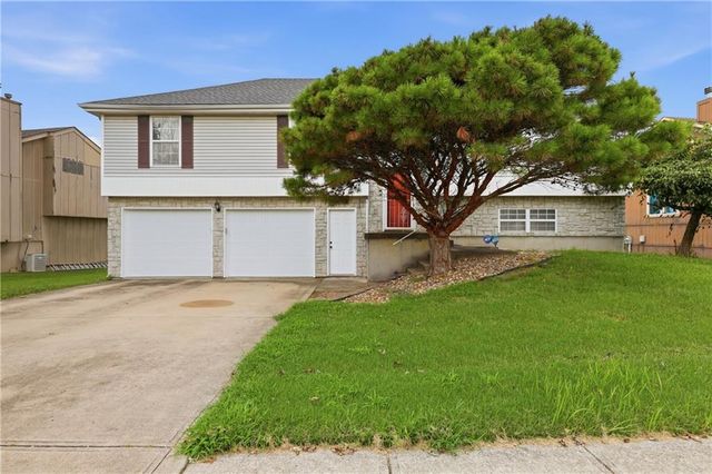 14512 Bristol Avenue, Grandview, MO 64030