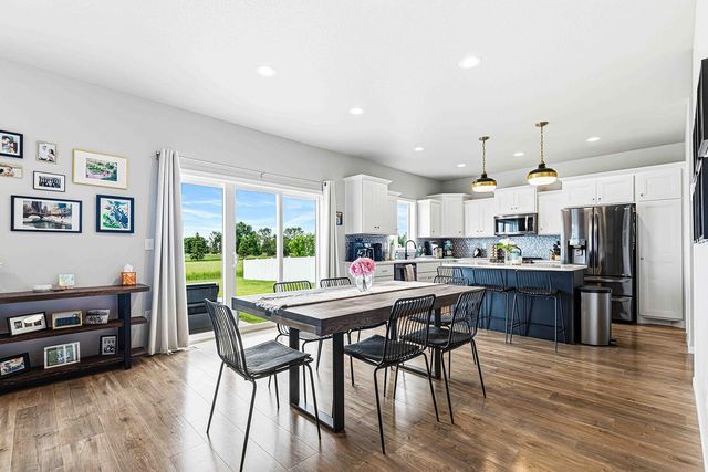 6363 S 54th Avenue S, Fargo, ND 58104