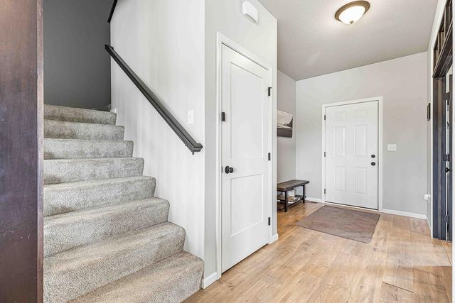 6363 S 54th Avenue S, Fargo, ND 58104