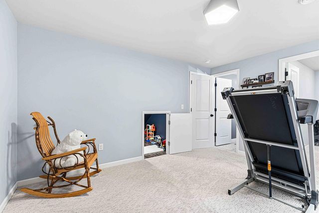 6363 S 54th Avenue S, Fargo, ND 58104