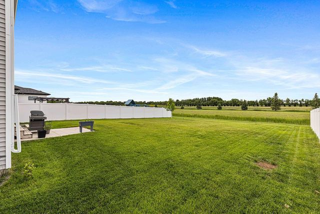 6363 S 54th Avenue S, Fargo, ND 58104