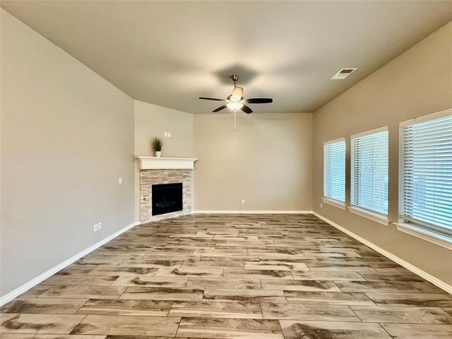 5200 White Gold Avenue, Edmond, OK 73034