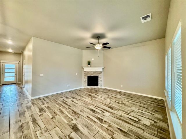 5200 White Gold Avenue, Edmond, OK 73034