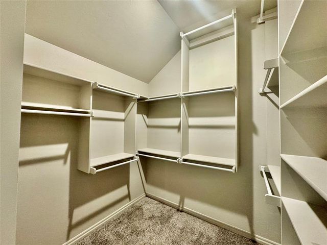 5200 White Gold Avenue, Edmond, OK 73034