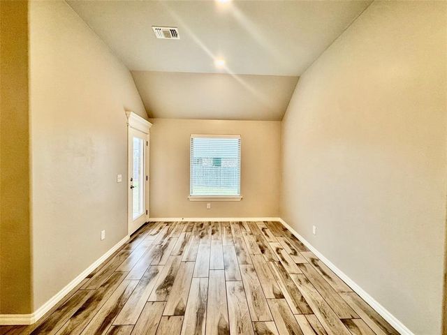 5200 White Gold Avenue, Edmond, OK 73034