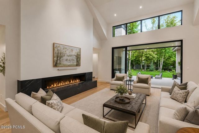 2138 E Pheasant Lane, Holladay, UT 84121