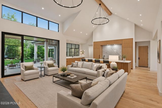2138 E Pheasant Lane, Holladay, UT 84121