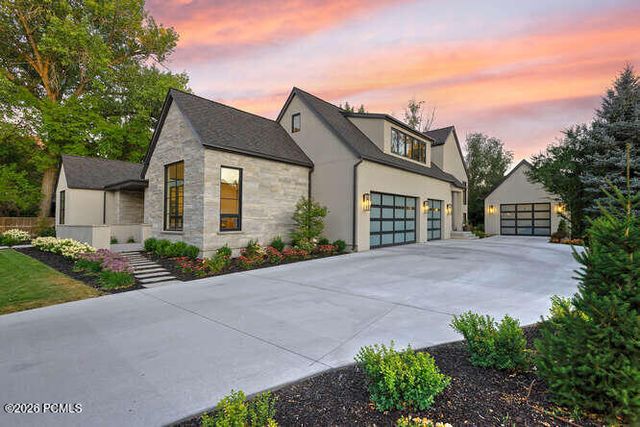 2138 E Pheasant Lane, Holladay, UT 84121