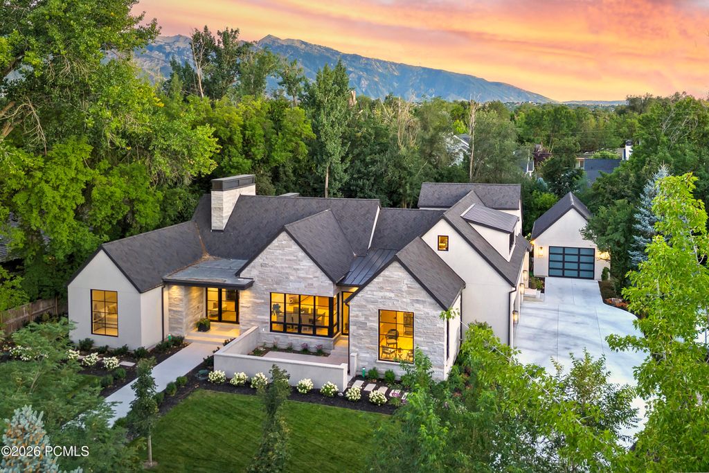 2138 E Pheasant Lane, Holladay, UT 84121
