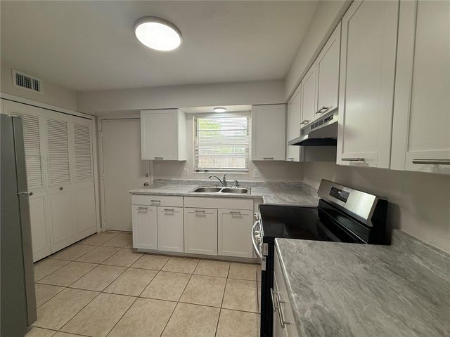 6030 SW 12TH PLACE 2, Gainesville, FL 32607