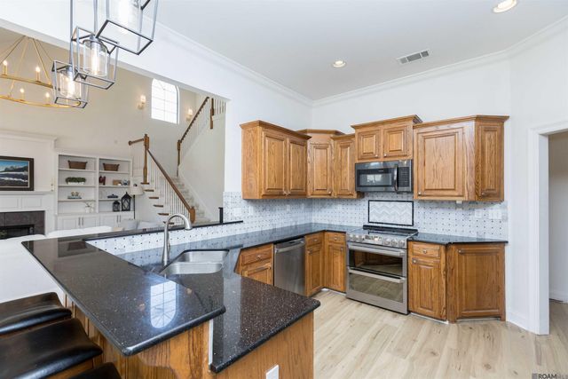 37295 St Marie Ave, Prairieville, LA 70769