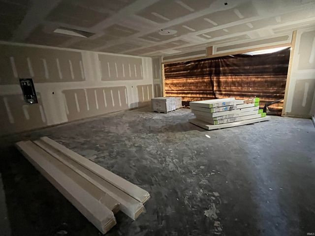 32 Ashley Street, Spencer, IN 47460