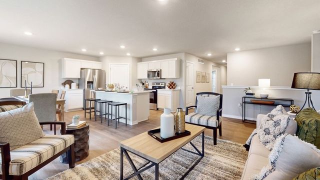 10267 NW 68th Avenue, Johnston, IA 50131