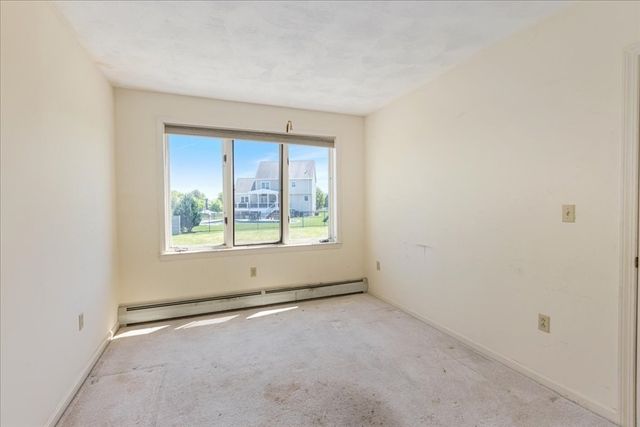 10 Valleyview Farm Rd, Haverhill, MA 01835